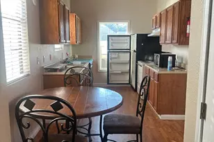 519 Spring St, Columbus, TX 78934 - Photo 5