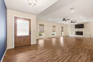 1130 Allen St, Hempstead, TX 77445 - Photo 3