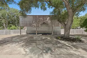 1130 Allen St, Hempstead, TX 77445 - Photo 37