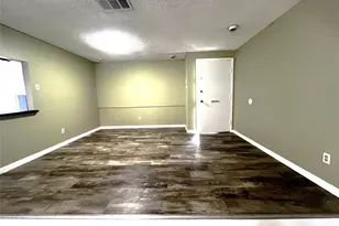 731 Seafoam Rd, Houston, TX 77062 - Photo 3