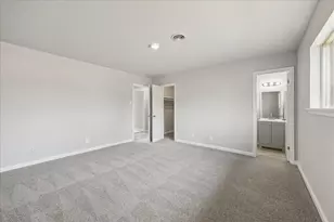 5922 Fontenelle Dr, Houston, TX 77035 - Photo 9