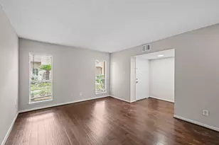 925 Memorial Village Dr, Houston, TX 77024 - Photo 9