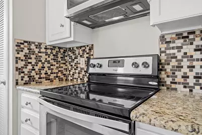 925 Memorial Village Drive #25, Houston, TX 77024 - Photo 11
