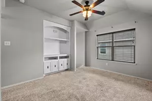 10414 Whisper Bluff Dr, Humble, TX 77396 - Photo 33