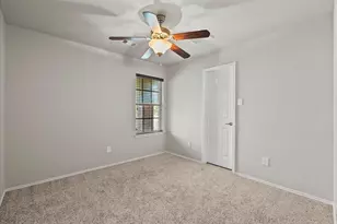 10414 Whisper Bluff Dr, Humble, TX 77396 - Photo 23