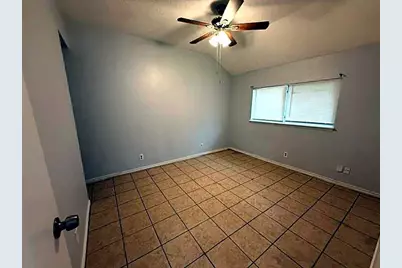 10028 Ridgecoral Drive, Houston, TX 77038 - Photo 5