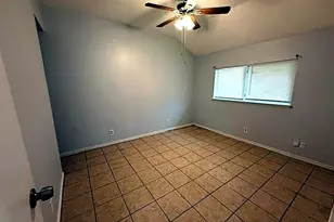 10028 Ridgecoral Dr, Houston, TX 77038 - Photo 5