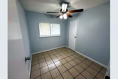 10028 Ridgecoral Drive, Houston, TX 77038 - Photo 9