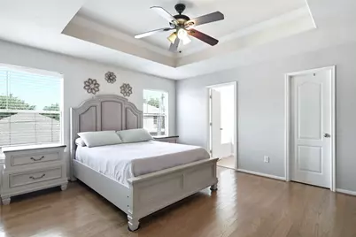 8947 Summerset Meadow Court, Houston, TX 77075 - Photo 3