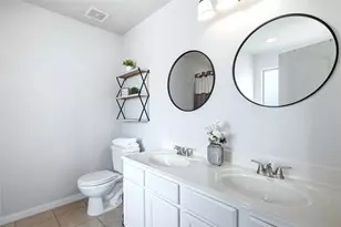 8947 Summerset Meadow Ct, Houston, TX 77075 - Photo 5