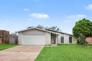 15430 Camino Del Sol Dr, Houston, TX 77083 - Photo 1