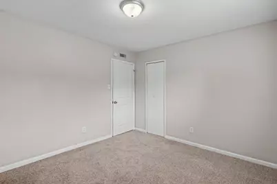 15430 Camino Del Sol Drive, Houston, TX 77083 - Photo 11