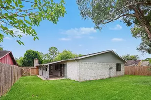 15430 Camino Del Sol Dr, Houston, TX 77083 - Photo 21