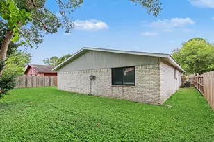 15430 Camino Del Sol Dr, Houston, TX 77083 - Photo 17