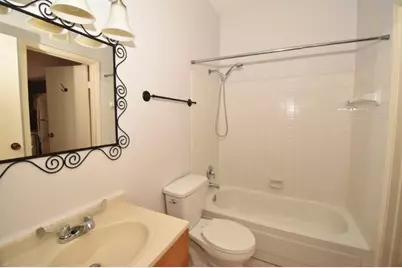 6602 Harbor Town Drive #605, Houston, TX 77036 - Photo 9
