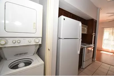 6602 Harbor Town Drive #605, Houston, TX 77036 - Photo 3