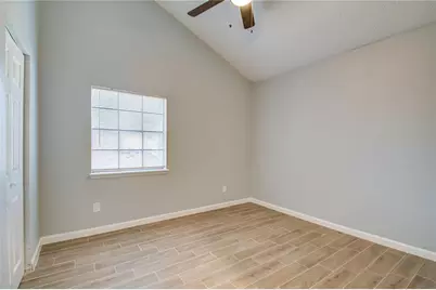 810 Dunson Glen Drive #404, Houston, TX 77090 - Photo 19
