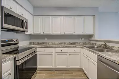 810 Dunson Glen Drive #404, Houston, TX 77090 - Photo 5