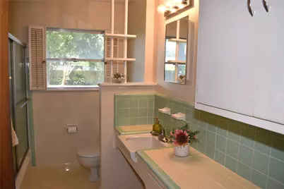 5911 Hornwood Drive, Houston, TX 77081 - Photo 15
