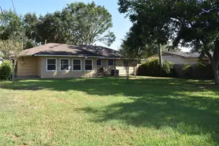 5911 Hornwood Dr, Houston, TX 77081 - Photo 25