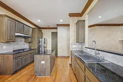 2802 Briarhurst Park, Houston, TX 77057 - Photo 7