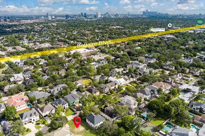 4625 Willow Street, Bellaire, TX 77401 - Photo 3