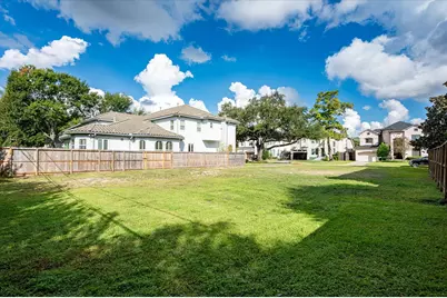 4625 Willow Street, Bellaire, TX 77401 - Photo 15