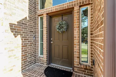 13513 S Canyon Gale Lane, Pearland, TX 77584 - Photo 3