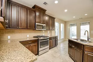 13513 S Canyon Gale Ln, Pearland, TX 77584 - Photo 11