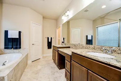 13513 S Canyon Gale Lane, Pearland, TX 77584 - Photo 23