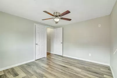 4726 Carmen Street, Houston, TX 77033 - Photo 11