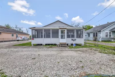 4726 Carmen Street, Houston, TX 77033 - Photo 5