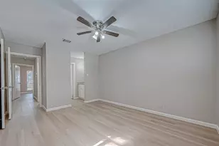 7315 Housman St, Houston, TX 77055 - Photo 23