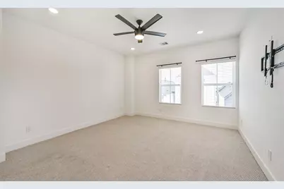 8321 Springwood Canyon Lane, Houston, TX 77055 - Photo 25