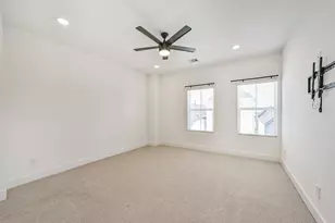 8321 Springwood Cyn Ln, Houston, TX 77055 - Photo 25