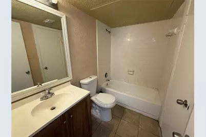 10555 Turtlewood Court #2011, Houston, TX 77072 - Photo 11