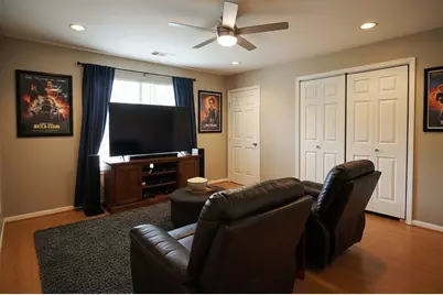 12026 Kleinmeadow Drive, Houston, TX 77066 - Photo 11