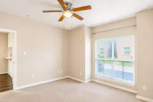 3100 Walnut Bend Ln, Houston, TX 77042 - Photo 11