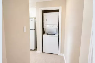 3100 Walnut Bend Lane #319, Houston, TX 77042 - Photo 5