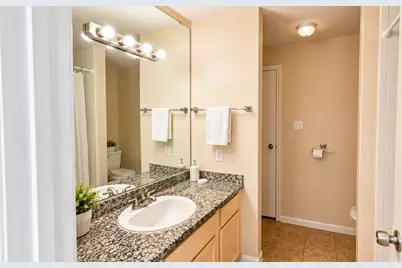 3100 Walnut Bend Lane #319, Houston, TX 77042 - Photo 13