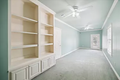 9206 Westview Drive, Houston, TX 77055 - Photo 33