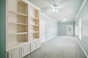 9206 Westview Dr, Houston, TX 77055 - Photo 33