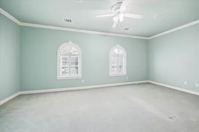 9206 Westview Drive, Houston, TX 77055 - Photo 35