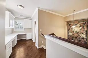 9206 Westview Dr, Houston, TX 77055 - Photo 39