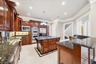 9206 Westview Dr, Houston, TX 77055 - Photo 19