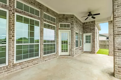 2040 Twin Lakes Boulevard, West Columbia, TX 77486 - Photo 23