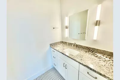 2102 Mechanic Street #302, Galveston, TX 77550 - Photo 5