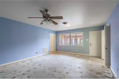 2001 Avenue Q, Huntsville, TX 77340 - Photo 13