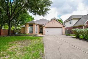 7634 Broken Oak Ln, Sugar Land, TX 77479 - Photo 3