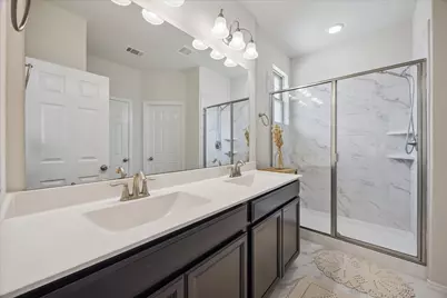 1817 Agoura Hills Dr, Houston, TX 77080 - Photo 11